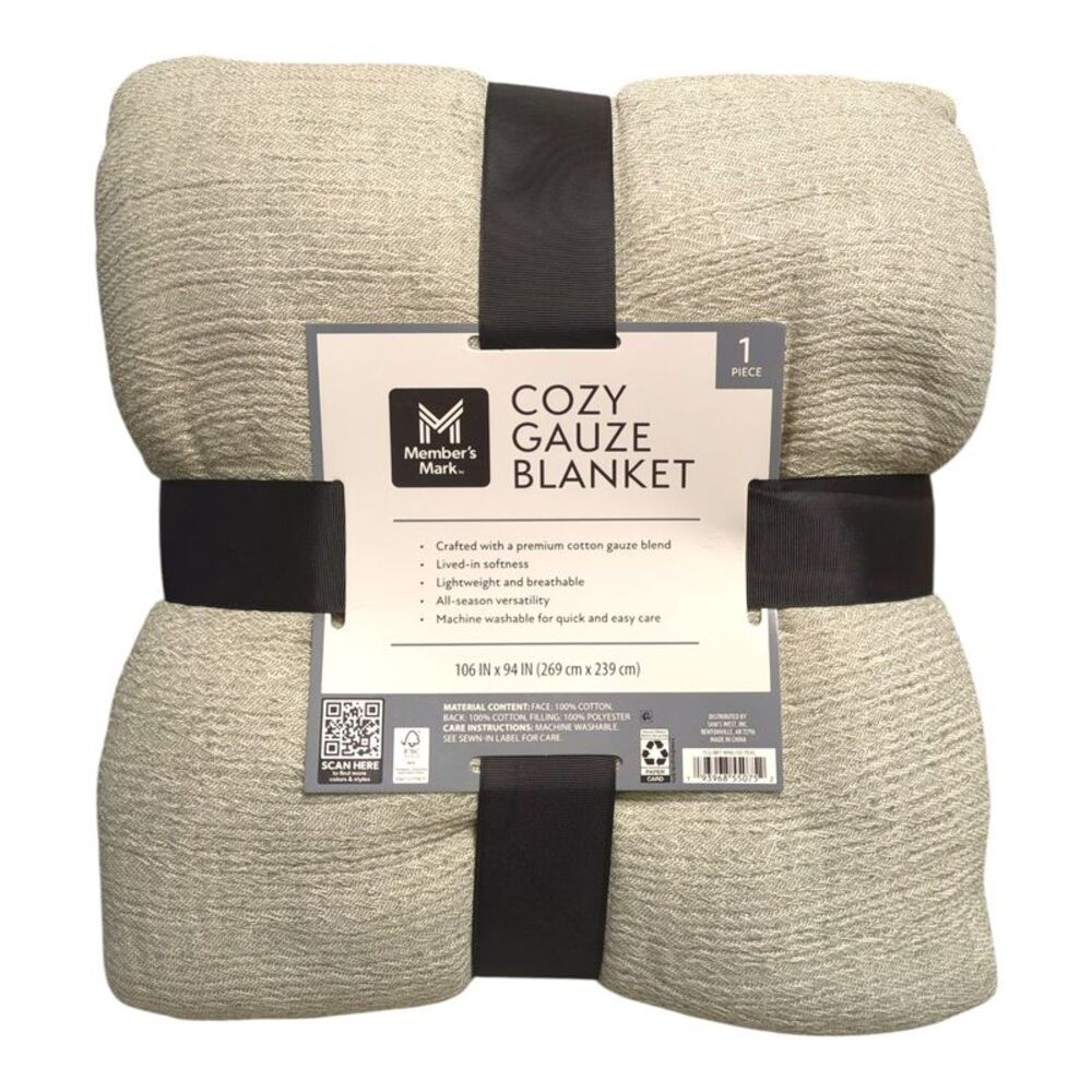 Member's Mark Cozy Lightweight & Breathable Gauze Blanket, 106" x 94" - Green